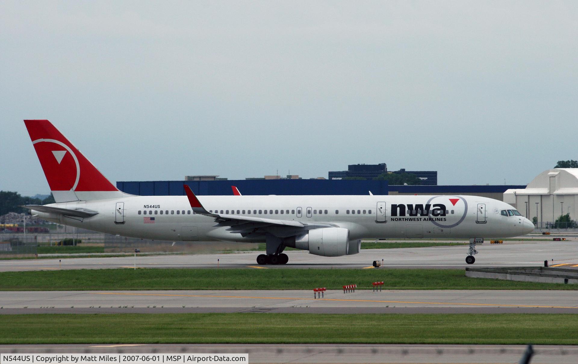 N544US, 1996 Boeing 757-251 C/N 26491, taxiin out for departure to Baltimore