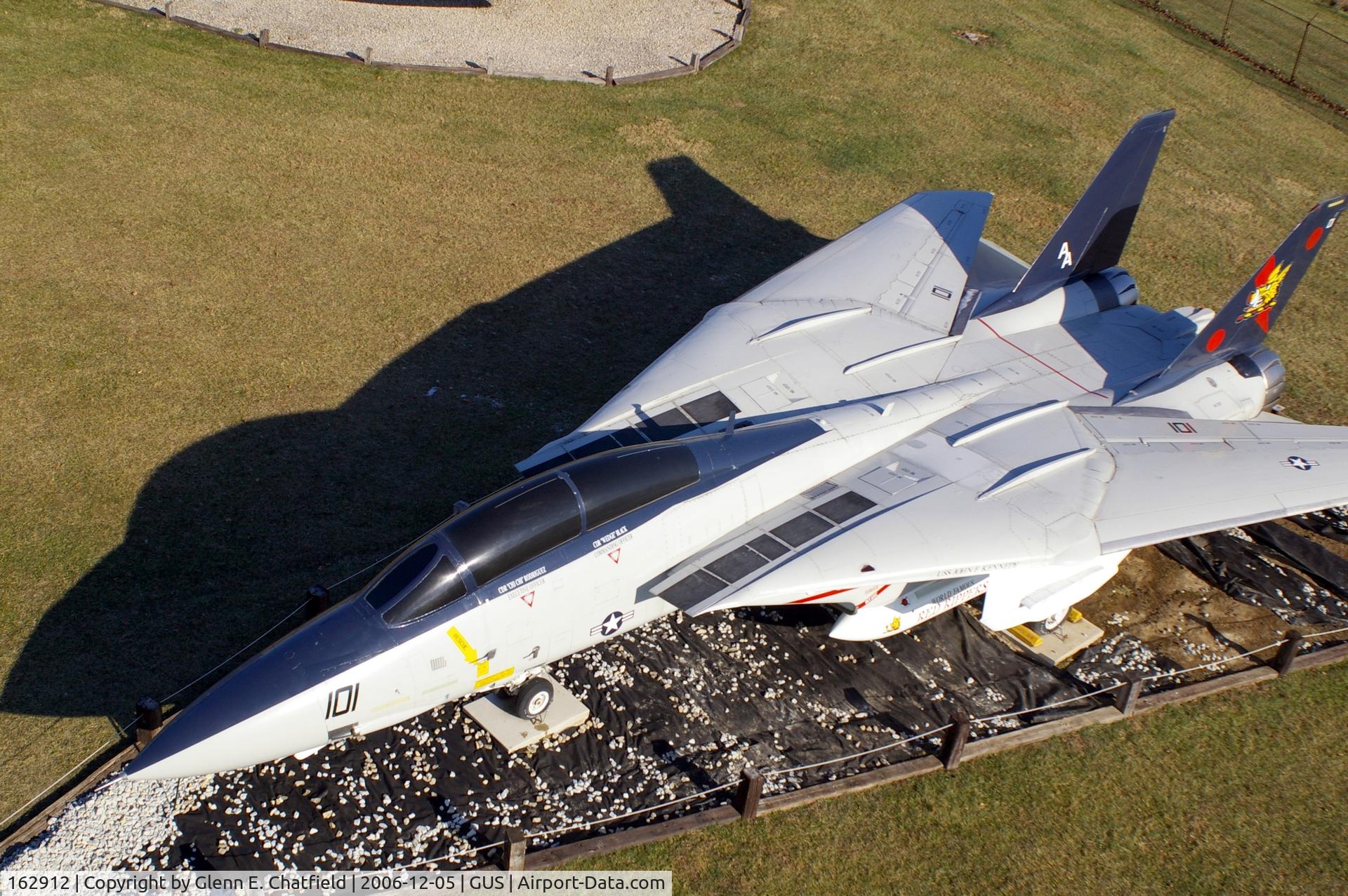 162912, Grumman F-14B Tomcat C/N 560, F-14B at the Grissom AFB Museum