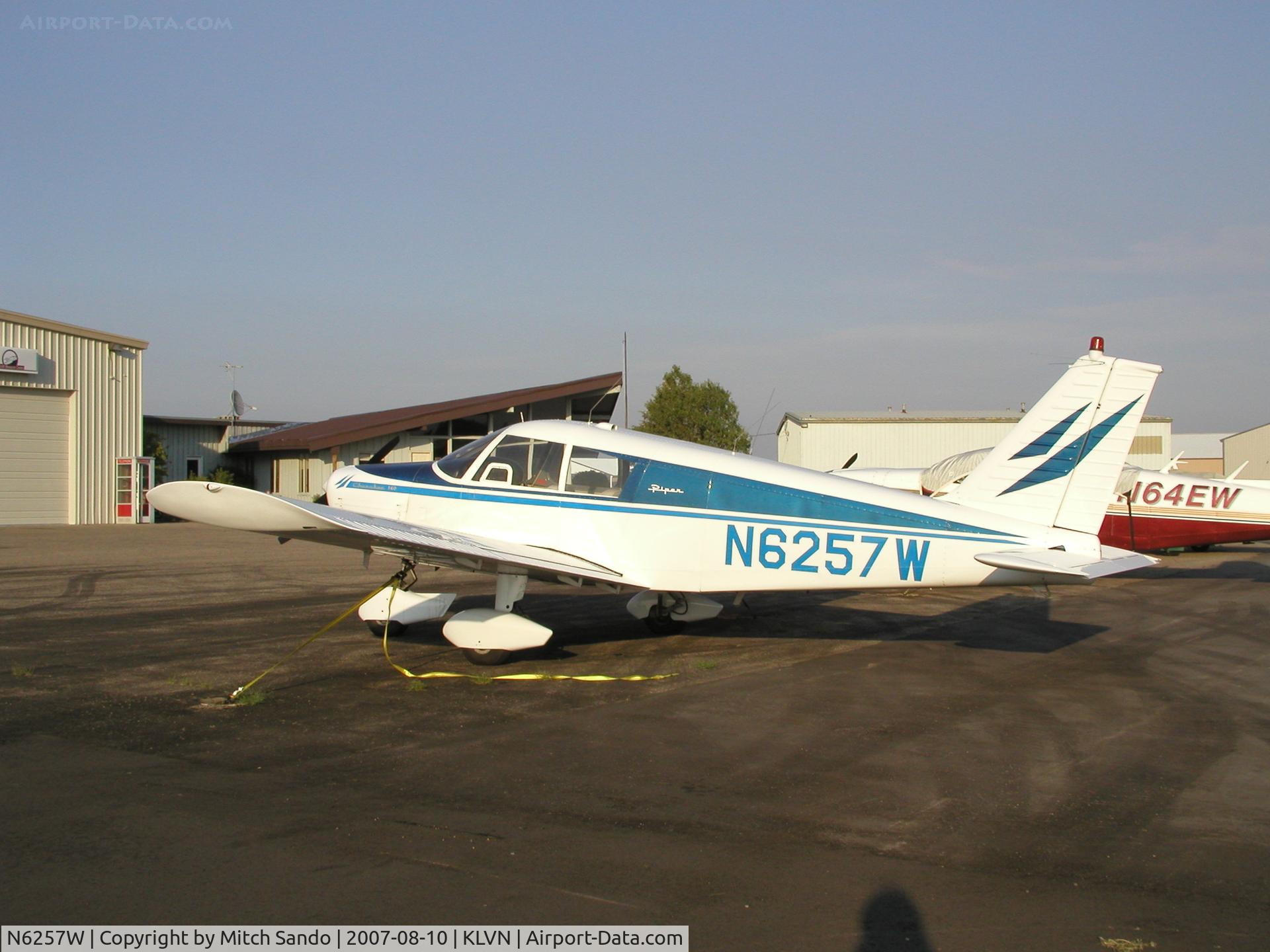 N6257W, 1964 Piper PA-28-140 C/N 28-20306, Parked on the ramp at Airlake.