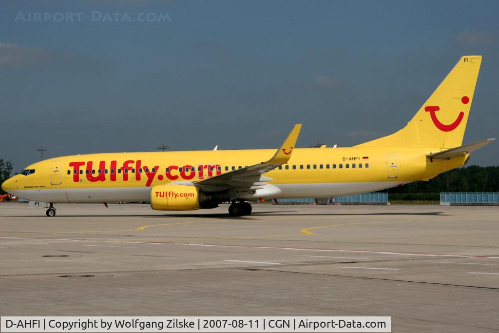 D-AHFI, 1999 Boeing 737-8K5 C/N 27984, visitor