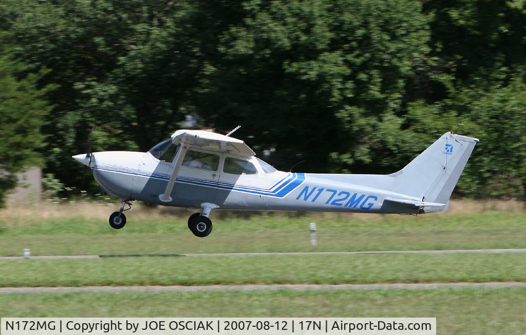 N172MG, Cessna 172N C/N 17268088, Leaving Cross Keys