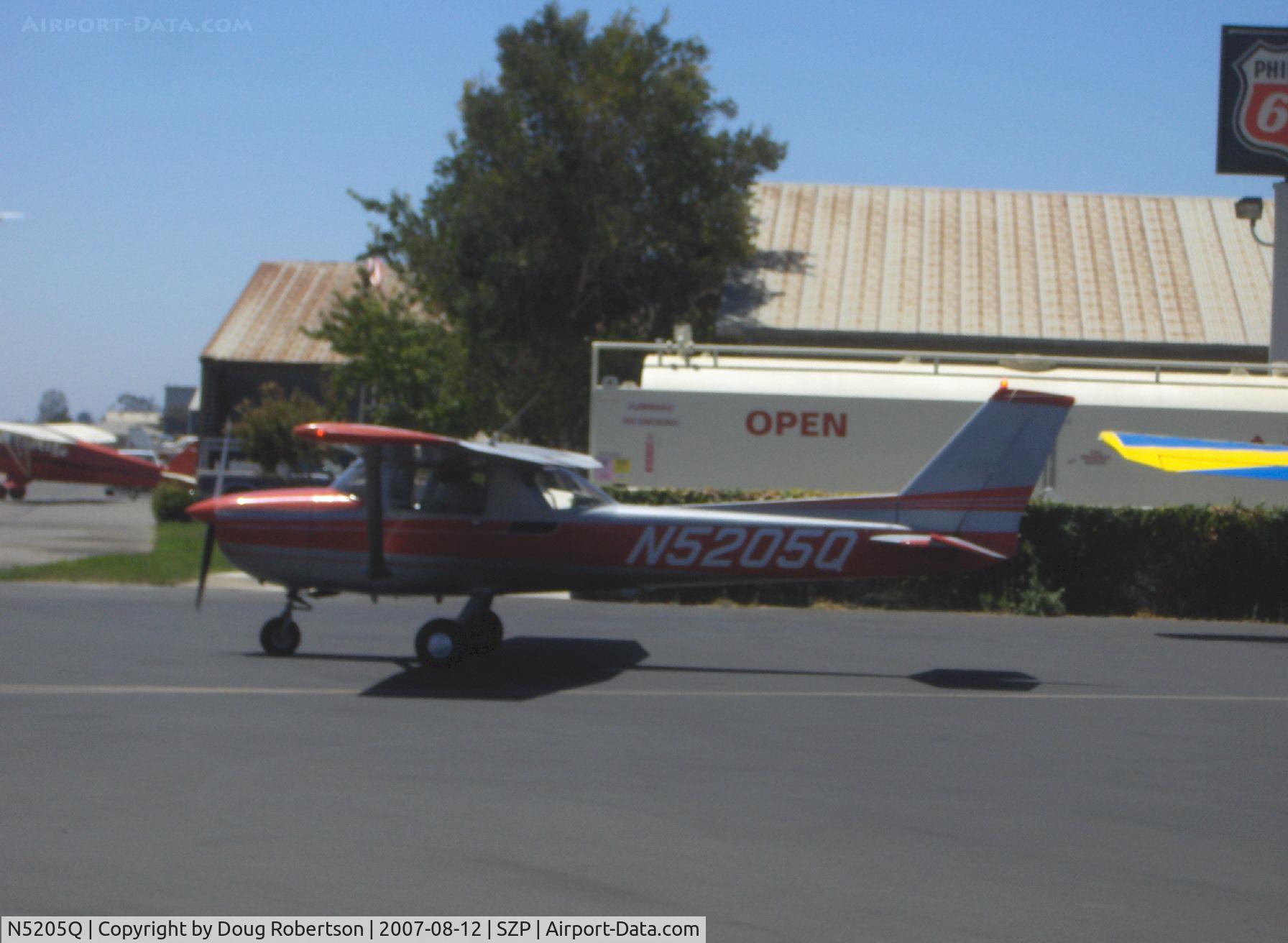 N5205Q, 1971 Cessna 150L C/N 15073105, 1971 CESSNA 150L, Continental O-200 100 Hp, engine start after refueling