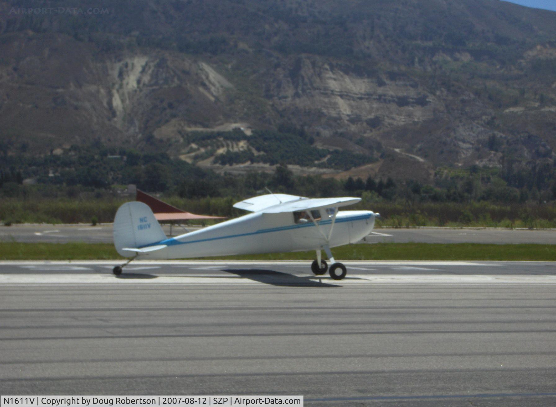 N1611V, 1947 Cessna 120 C/N 13783, 1947 Cessna 120, Continental C85 85 Hp, landing roll Rwy 22
