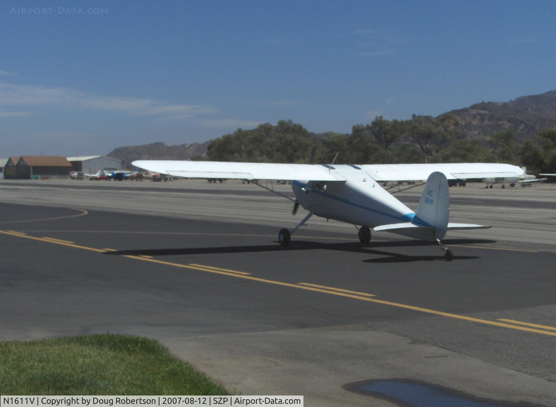 N1611V, 1947 Cessna 120 C/N 13783, 1947 Cessna 120, Continental C85 85 Hp, taxi