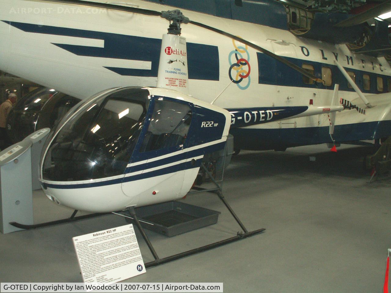 G-OTED, 1981 Robinson R22 C/N 0209, Robinson R22/IHM Weston-Super Mare