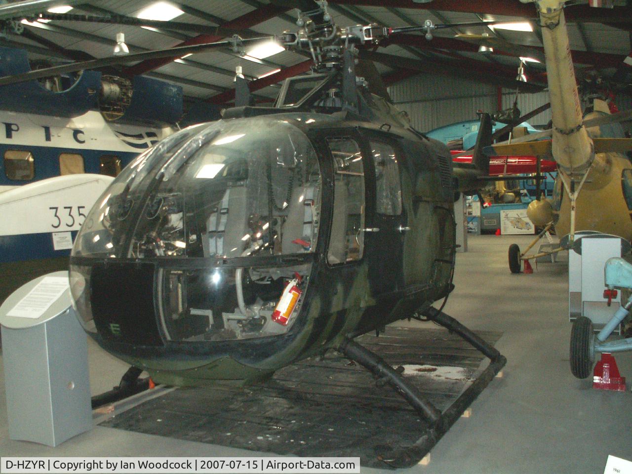 D-HZYR, MBB Bo.105M C/N 5100, Bolkow 105M/IHM Weston-Super Mare (Carries 81+00)