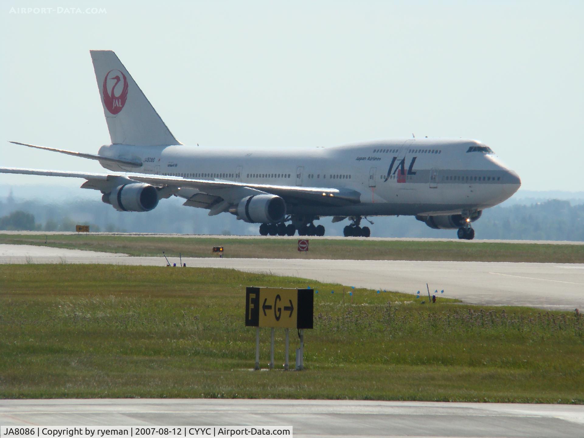 JA8086, 1991 Boeing 747-446 C/N 25308, Just landed on 34
