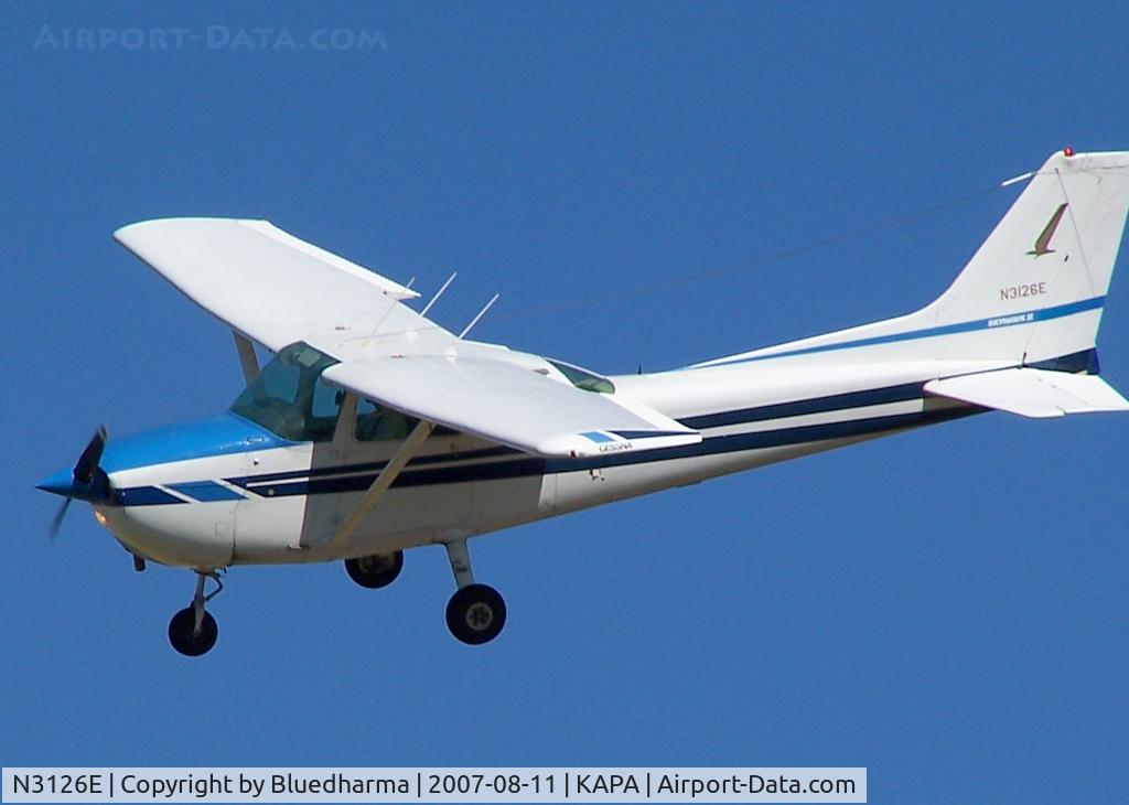 N3126E, 1978 Cessna 172N C/N 17271446, Landing 17L