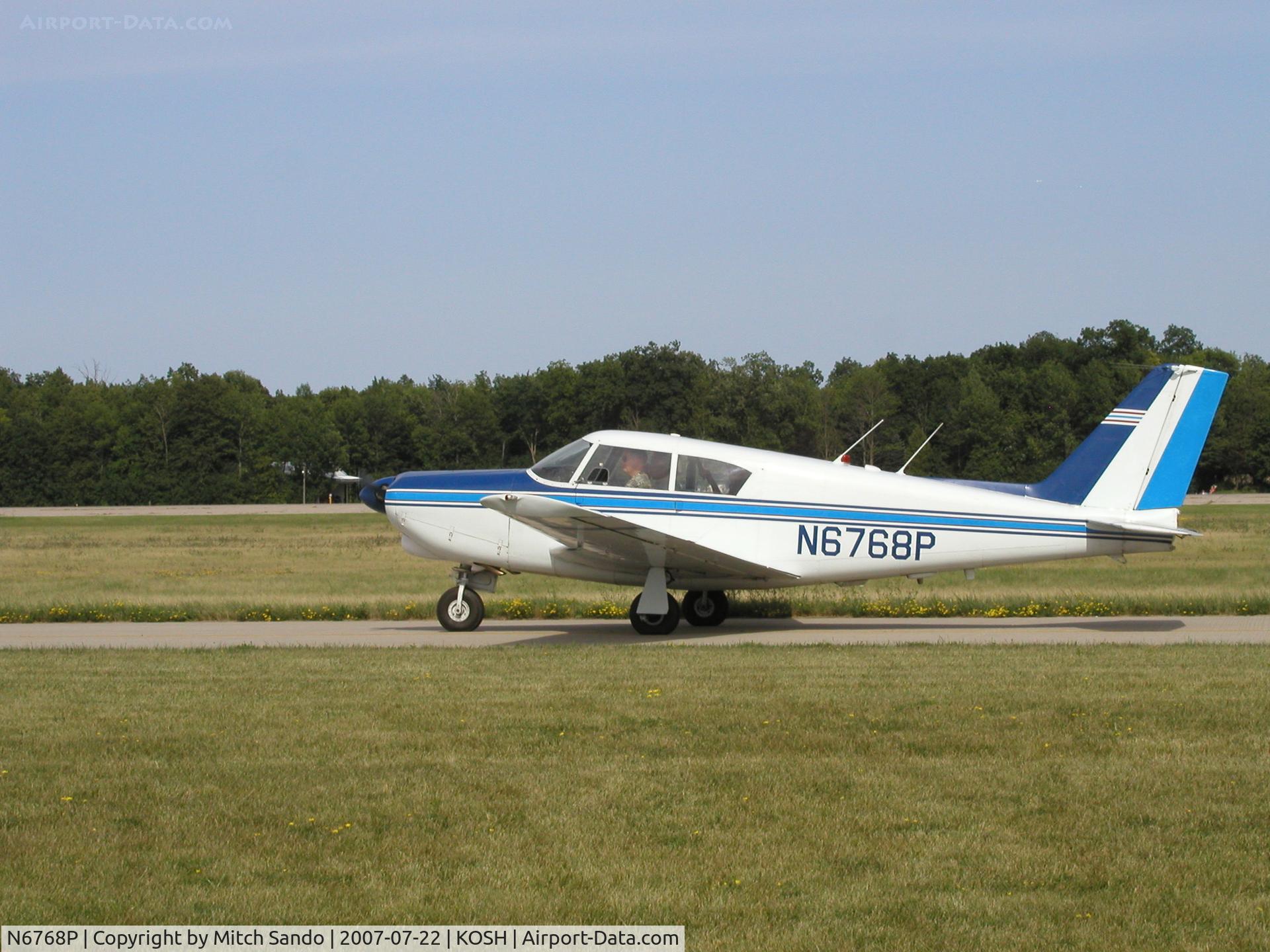 N6768P, 1960 Piper PA-24-260 Comanche C/N 24-1899, EAA AirVenture 2007.