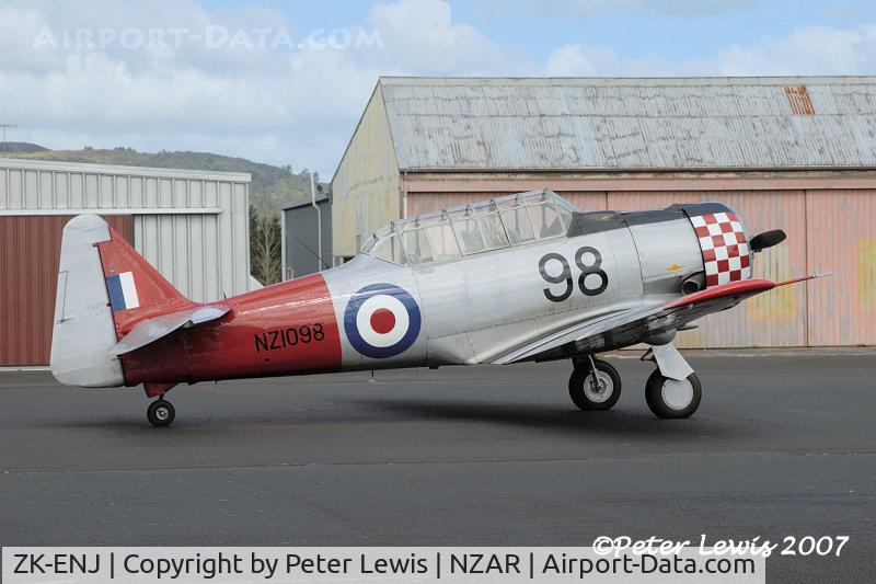 ZK-ENJ, North American AT-6D Harvard II C/N 88-17010, This Harvard flys in its RNZAF military colours