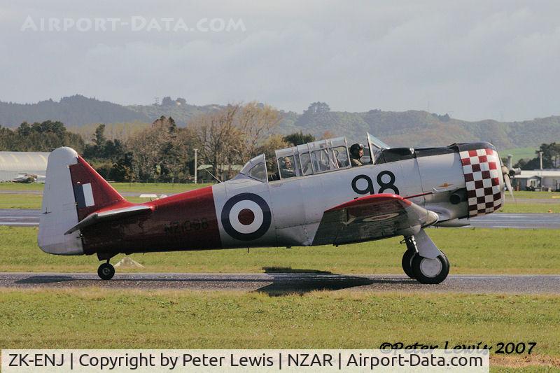 ZK-ENJ, North American AT-6D Harvard II C/N 88-17010, This Harvard flys in its RNZAF military colours