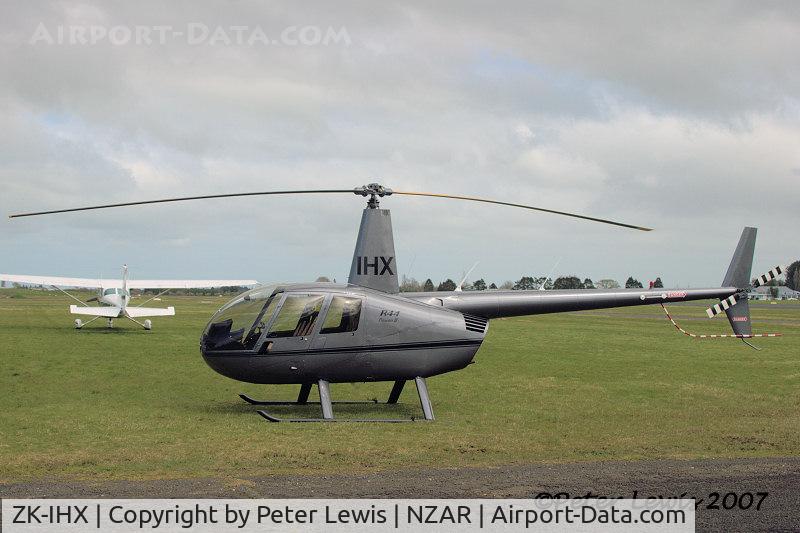 ZK-IHX, Robinson R44 II C/N 11367, training machine