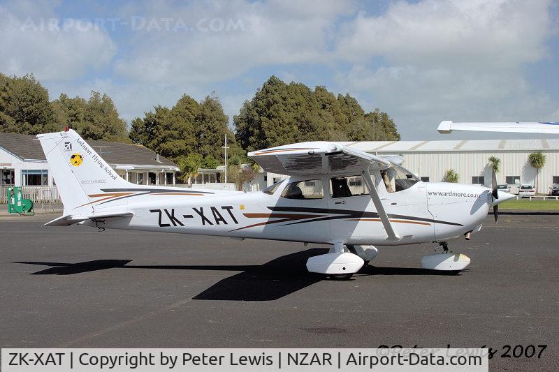 ZK-XAT, Cessna 172R C/N 17281262, brand new 172