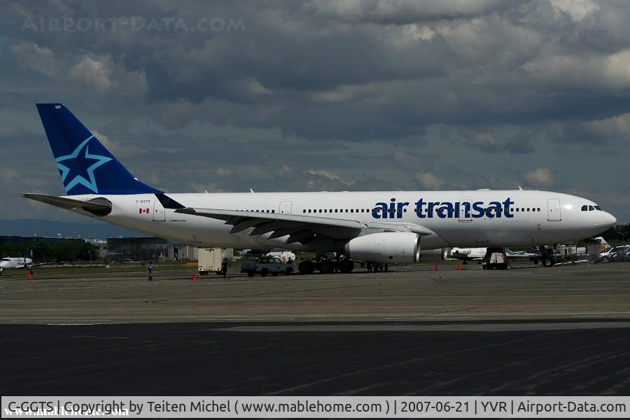 C-GGTS, 1999 Airbus A330-243 C/N 250, This beautiful bird from Air Transat is seen at Vancouver