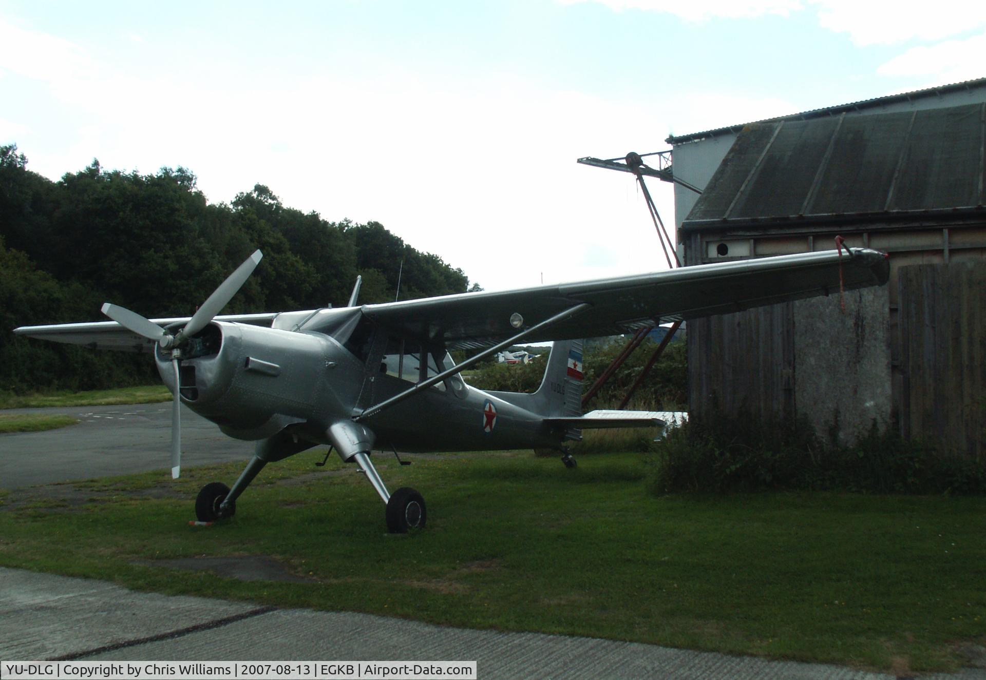 YU-DLG, 2000 Utva UTVA-66 C/N 0812, YU-DLG adjacent WW2 dispersal hut