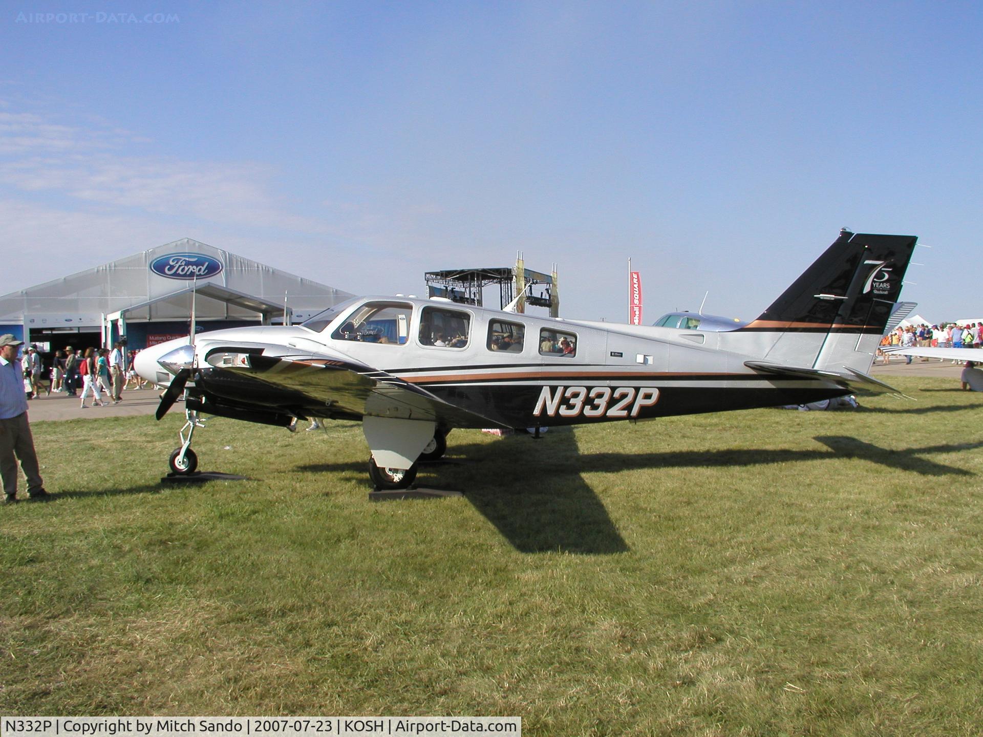 N332P, 2007 Hawker Beechcraft Corp G58 Baron C/N TH-2192, EAA AirVenture 2007.