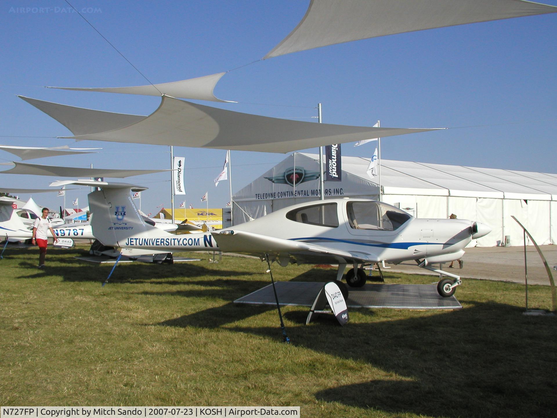 N727FP, 2007 Diamond DA-40F Diamond Star C/N 40.FC027, EAA AirVenture 2007.