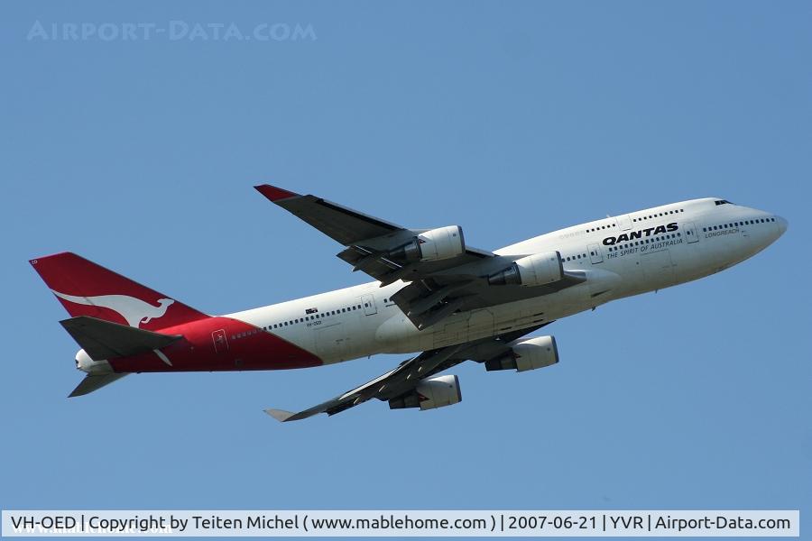 VH-OED, 1991 Boeing 747-4H6 C/N 25126, VH-OED from Qantas taking off from runway 26L