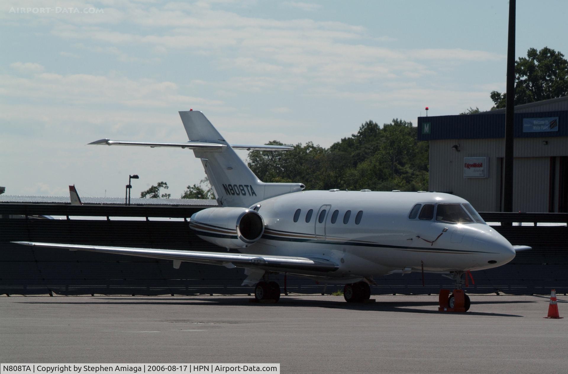 N808TA, 2000 Raytheon Hawker 800XP C/N 258494, On the ramp at Westchester...