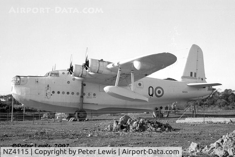 NZ4115, Short S.25 Sunderland V C/N SH.1552, on display at Museum in the early days