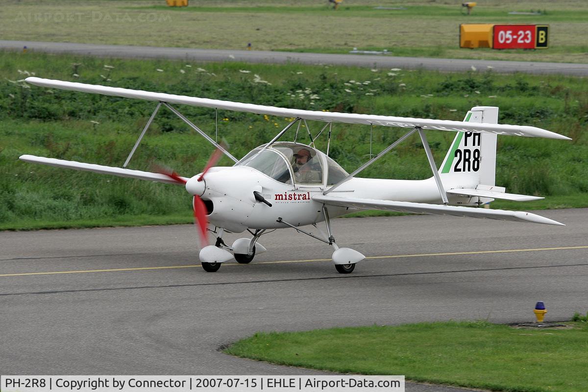 PH-2R8, Aviasud Mistral C/N 181, The first ultralight biplane I've ever seen.