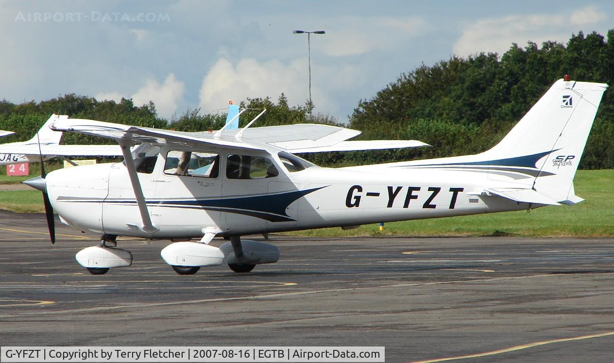 G-YFZT, 2004 Cessna 172S C/N 172S-9587, Cessna 172S