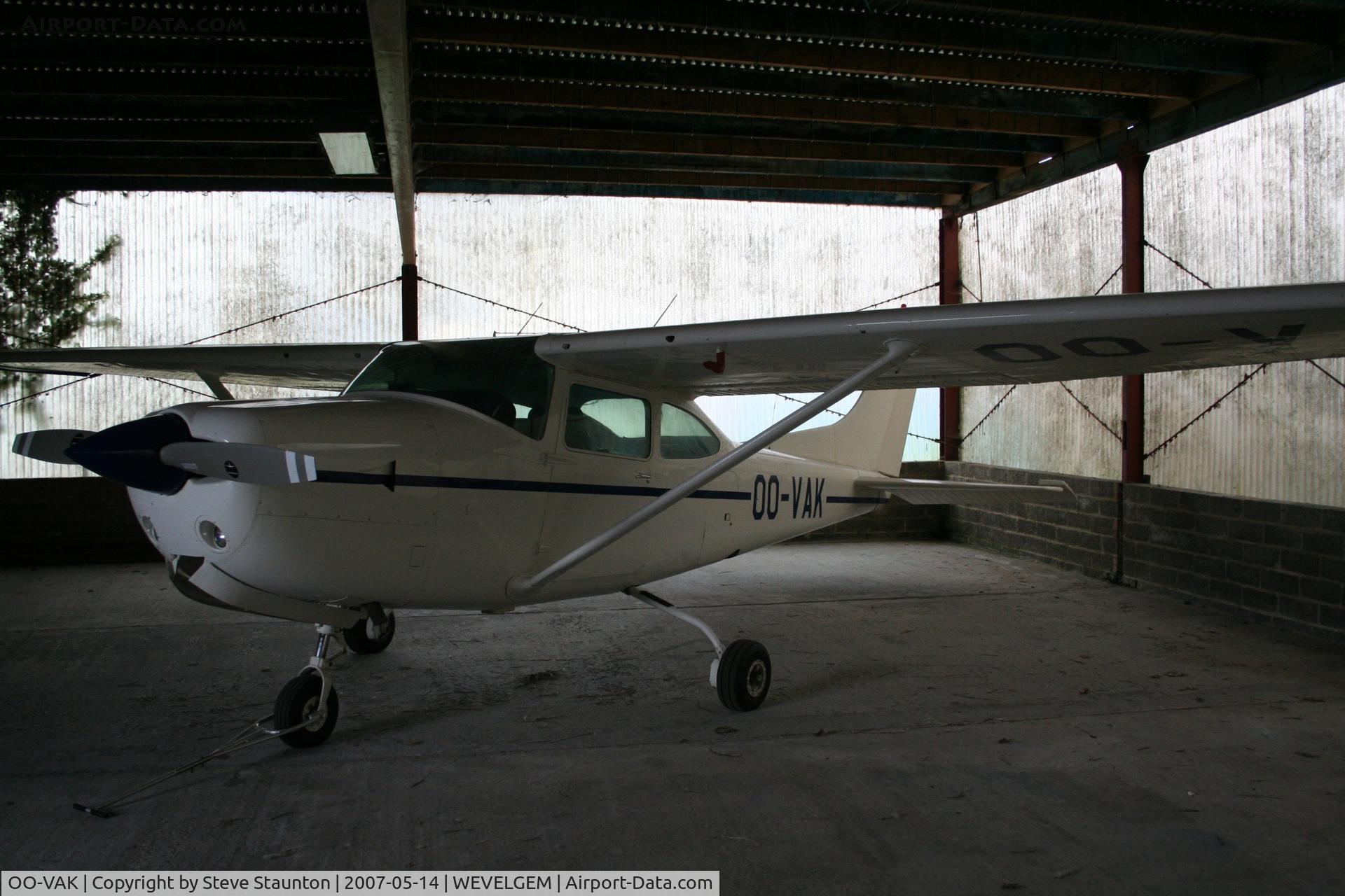 OO-VAK, Reims FR182 C/N 0001, Taken on a recent Aeroprint tour @ Wevelgem