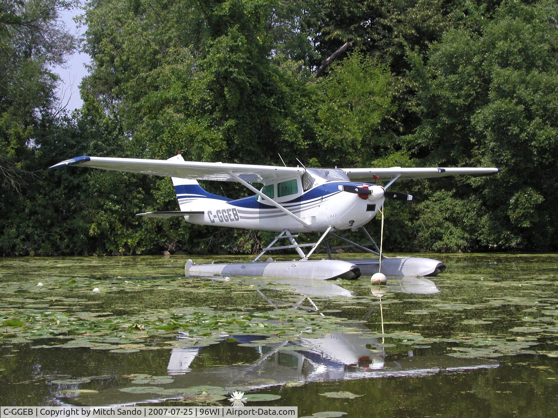 C-GGEB, Cessna 182F Skylane C/N 18254733, EAA AirVenture 2007.
