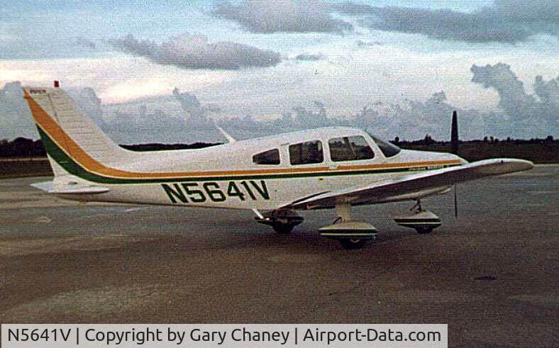 N5641V, 1977 Piper PA-28-161 C/N 28-7716188, Taken at Opa Locka West Airport, Fl 1977