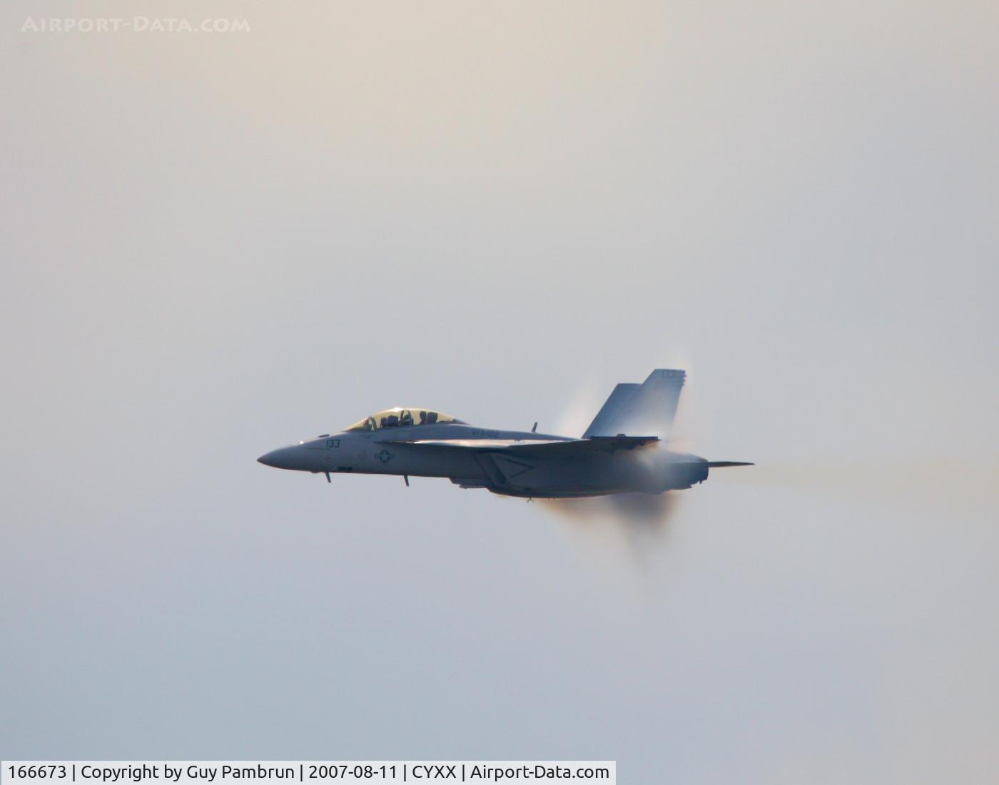 166673, Boeing F/A-18F Super Hornet C/N F151, Haulin' freight