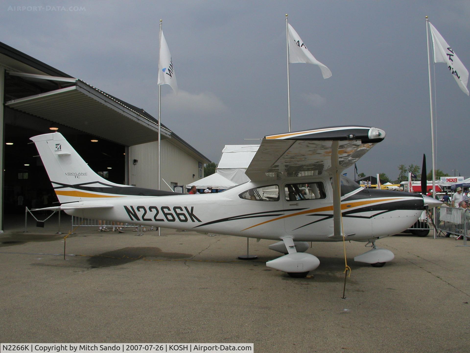 N2266K, 2007 Cessna T182T Turbo Skylane C/N T18208721, EAA AirVenture 2007.