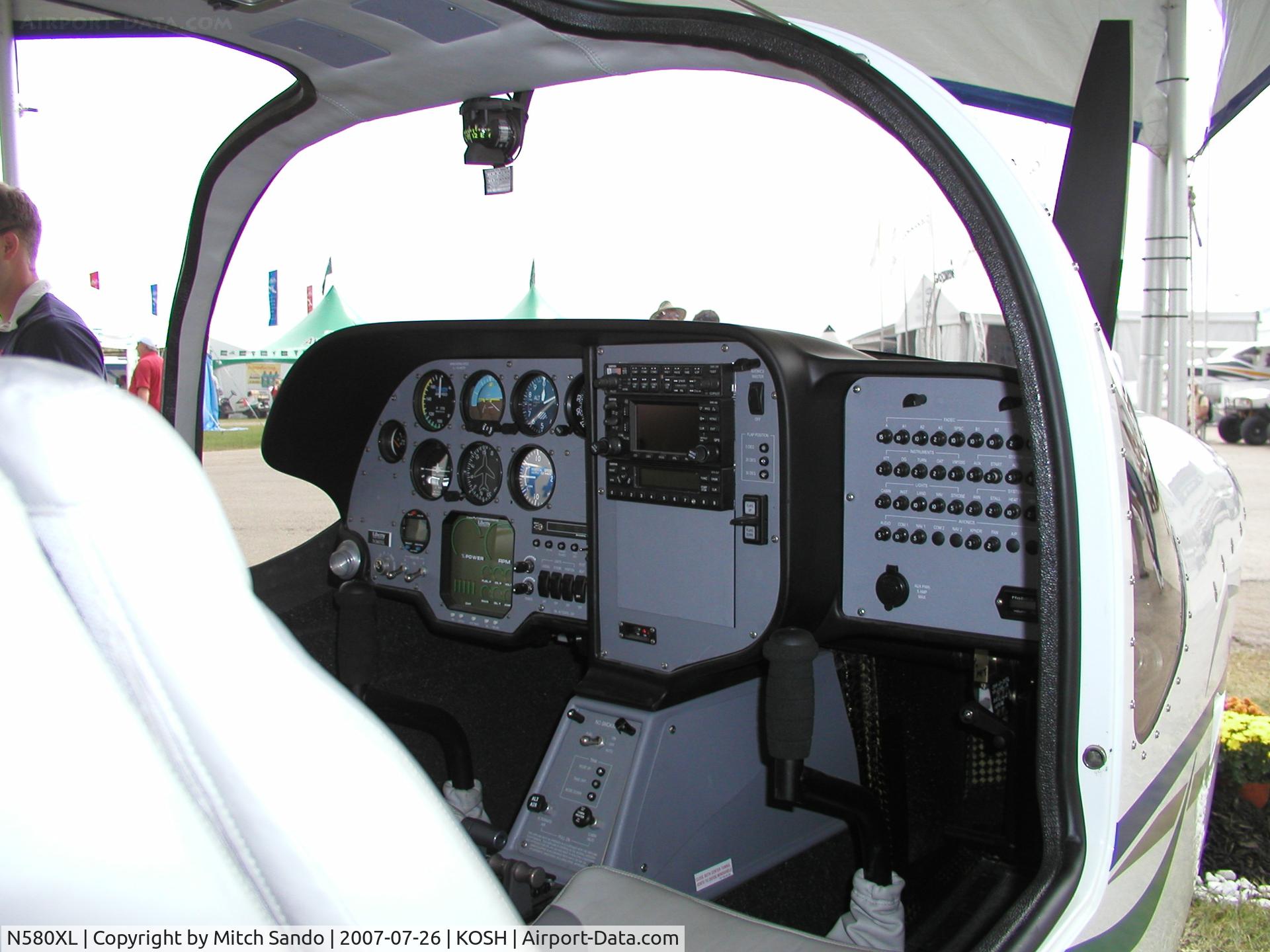 N580XL, 2007 Liberty XL-2 C/N 0066, EAA AirVenture 2007.