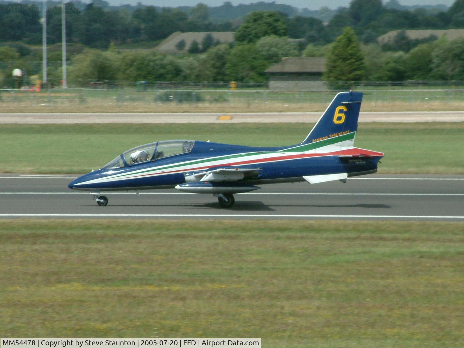 MM54478, Aermacchi MB-339PAN C/N 6673, Royal International Air Tattoo 2003