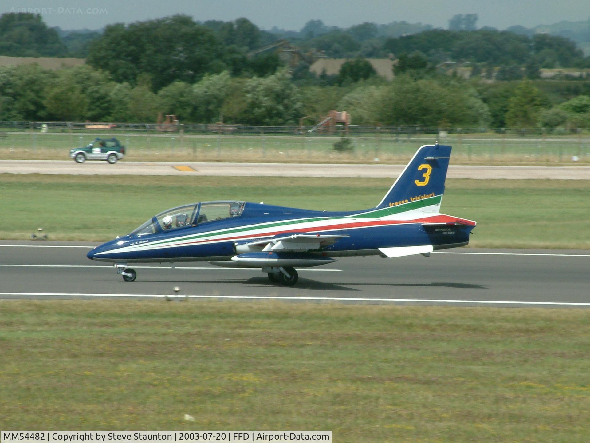 MM54482, Aermacchi MB-339PAN C/N 6677/072/AD011, Royal International Air Tattoo 2003