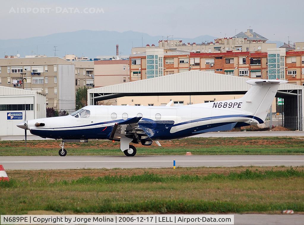 N689PE, 2006 Pilatus PC-12/45 C/N 689, Landing RWY 31 of LELL.