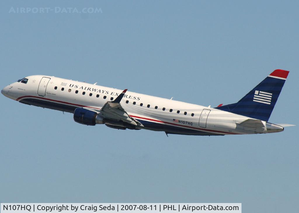 N107HQ, 2007 Embraer 175LR (ERJ-170-200LR) C/N 17000165, Departing from rw 27L.