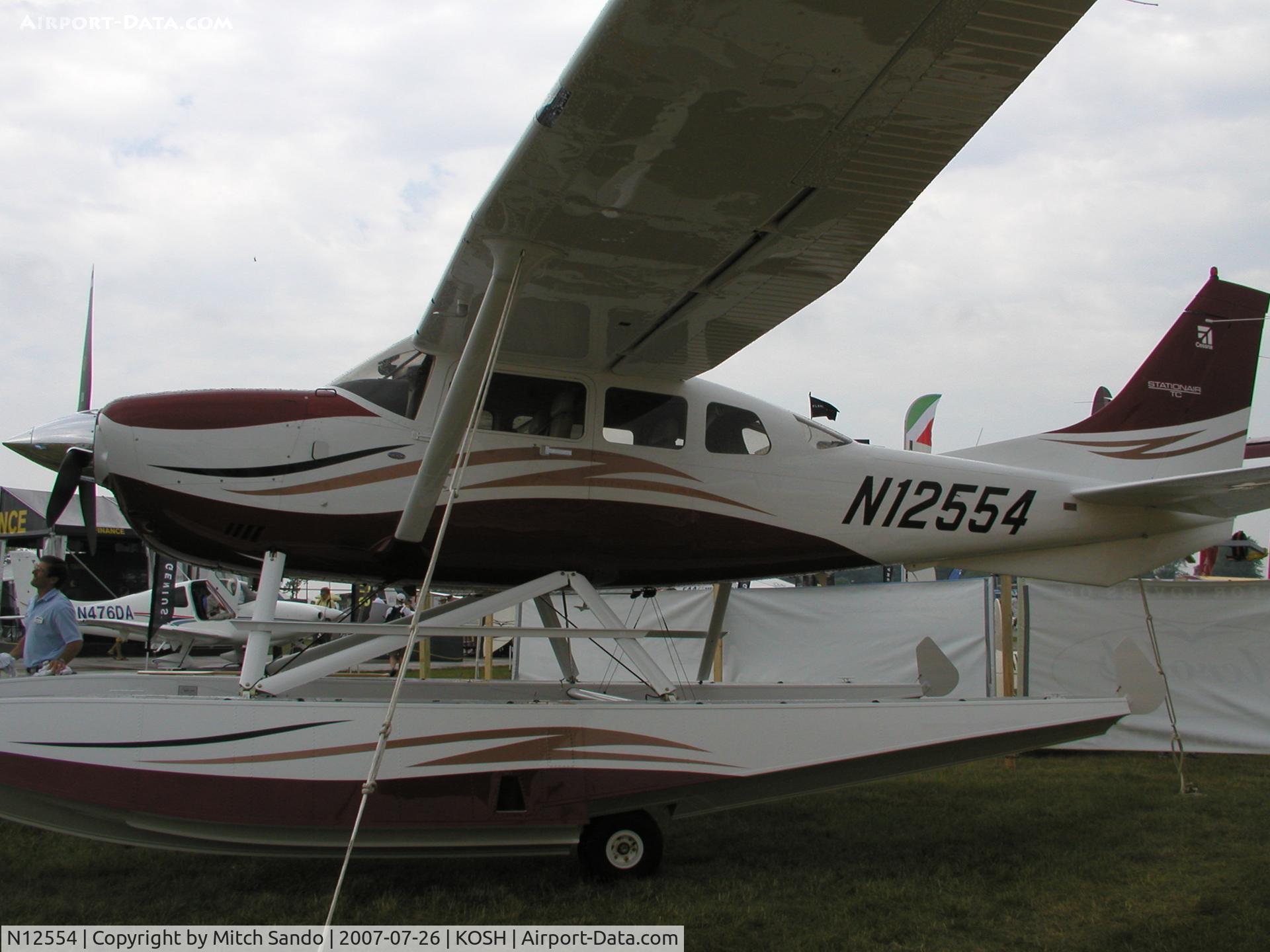 N12554, 2006 Cessna T206H Turbo Stationair C/N T20608673, EAA AirVenture 2007.