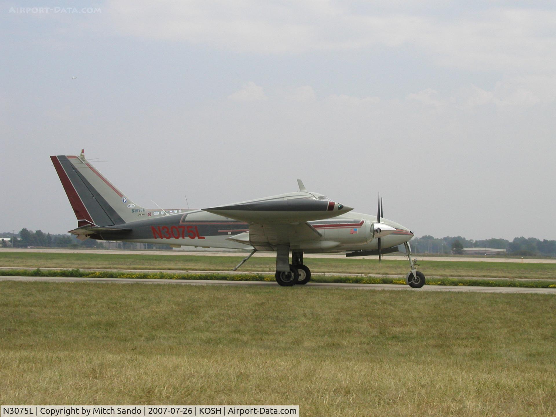 N3075L, 1965 Cessna 310J C/N 310J0075, EAA AirVenture 2007.