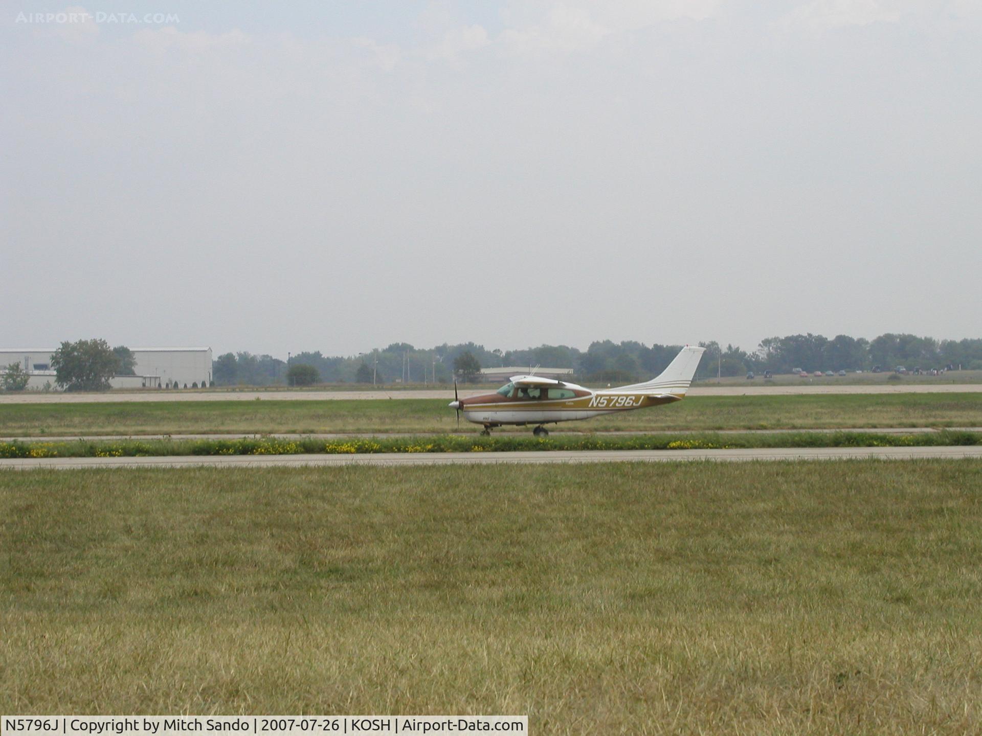 N5796J, 1971 Cessna 210K Centurion C/N 21059496, EAA AirVenture 2007.