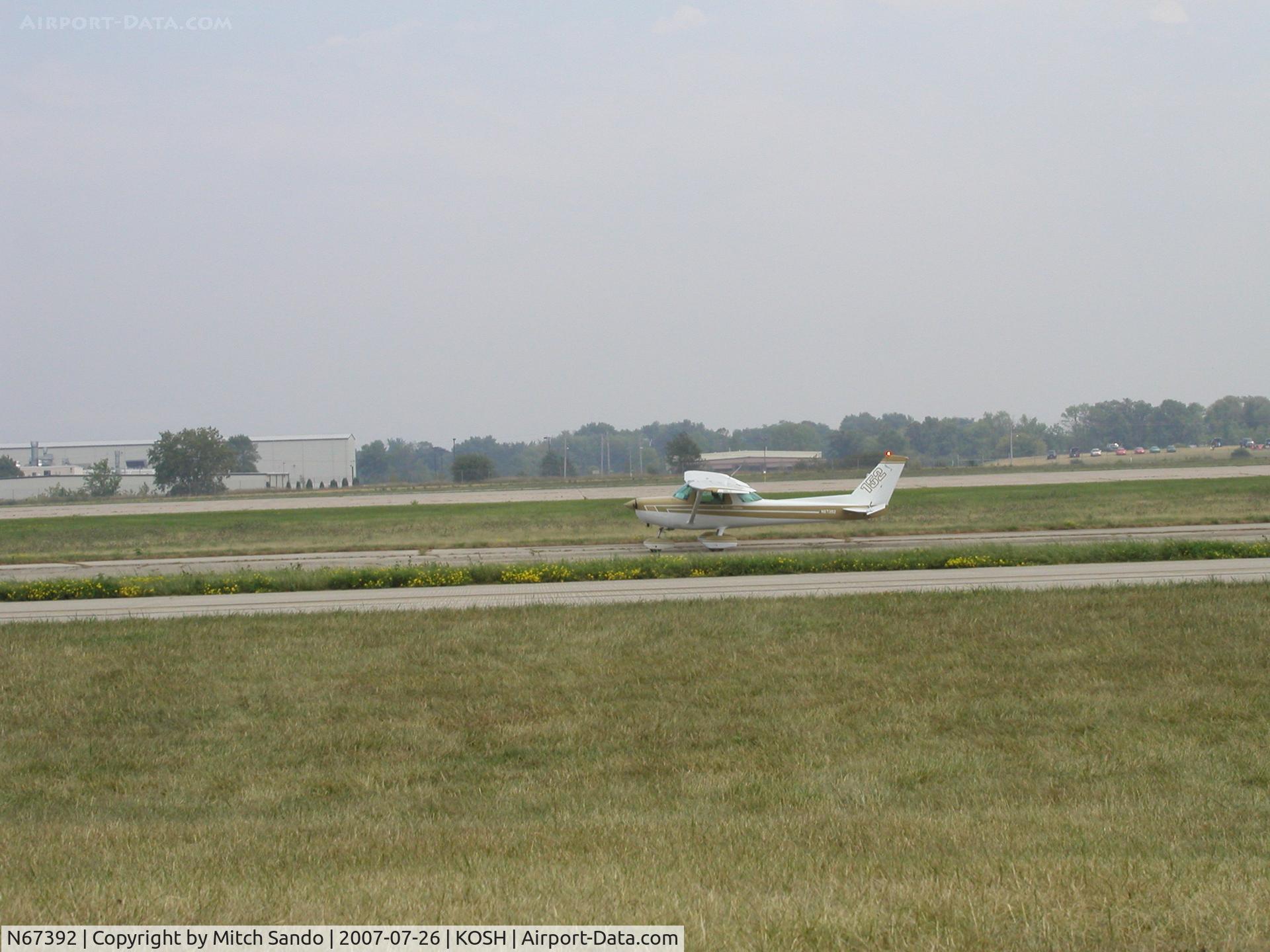 N67392, 1978 Cessna 152 C/N 15281808, EAA AirVenture 2007.