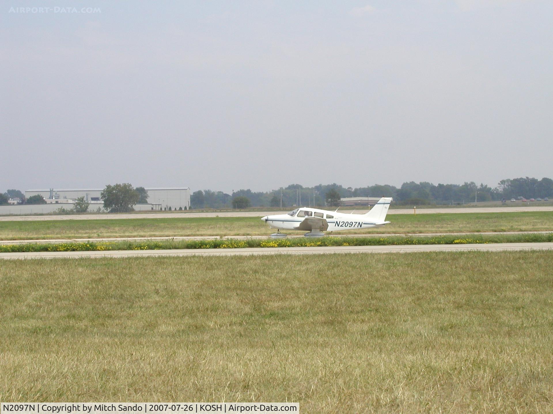 N2097N, 1979 Piper PA-28-161 C/N 28-7916257, EAA AirVenture 2007.