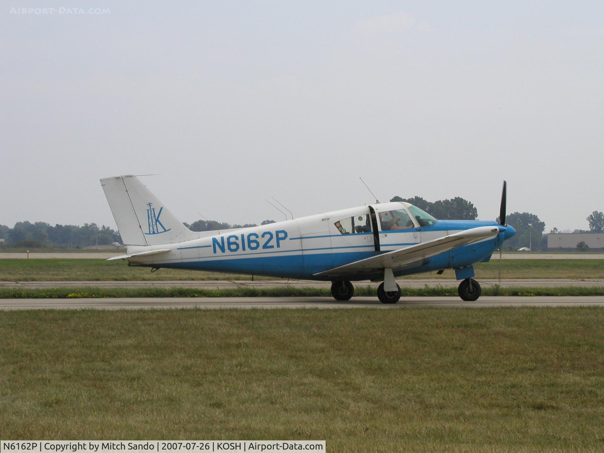 N6162P, 1959 Piper PA-24-250 Comanche C/N 24-1263, EAA AirVenture 2007.