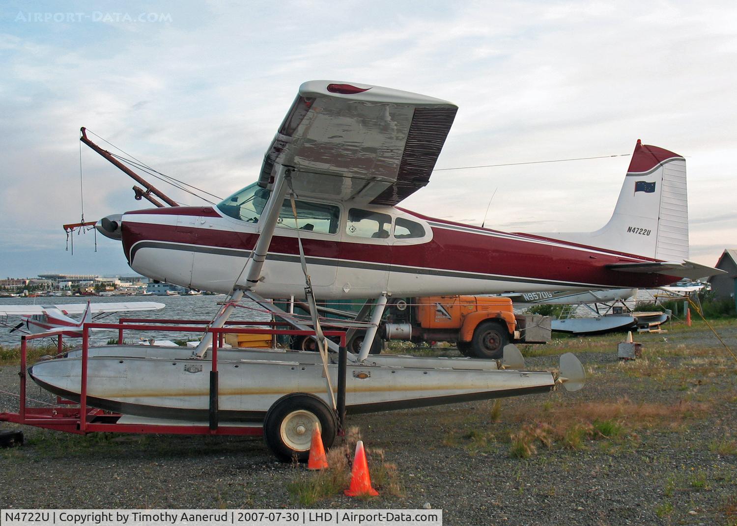 N4722U, Cessna 180G C/N 18051422, Parked by Lake Hood