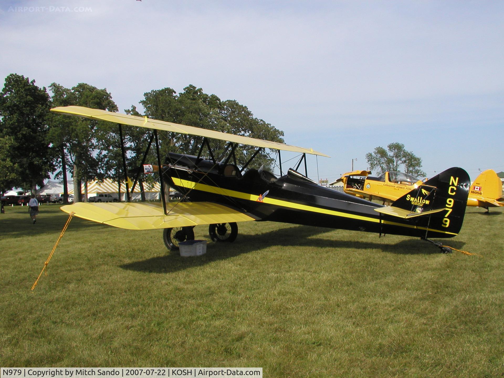 N979, 1927 Swallow Airplane Manufacturing Co J5 Swallow C/N 842, EAA AirVenture 2007.