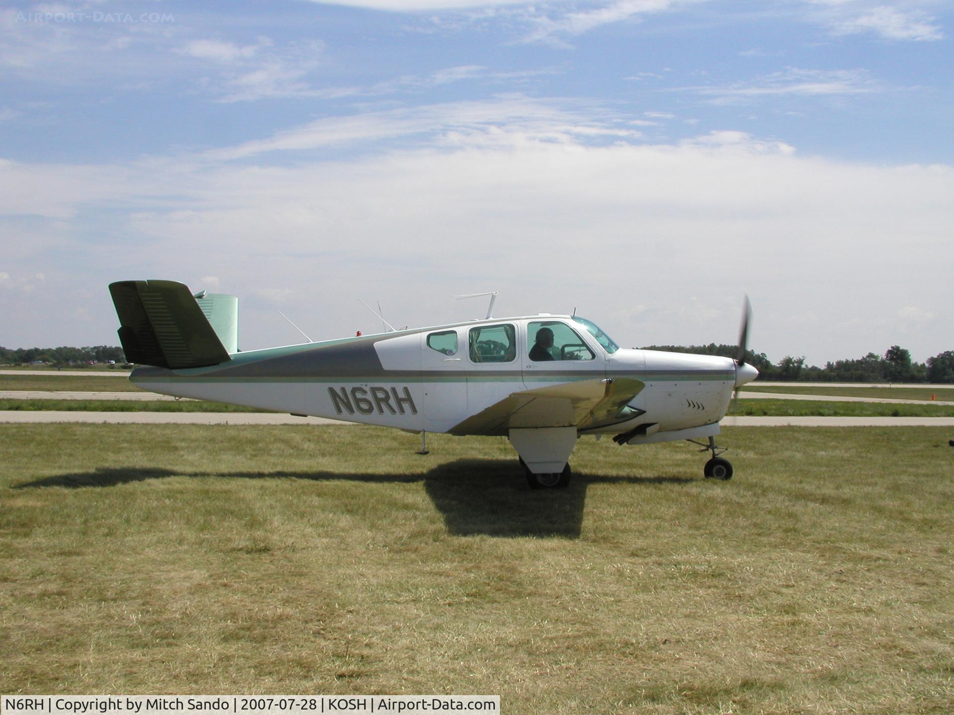 N6RH, 1959 Beech M35 Bonanza C/N D-6200, EAA AirVenture 2007.