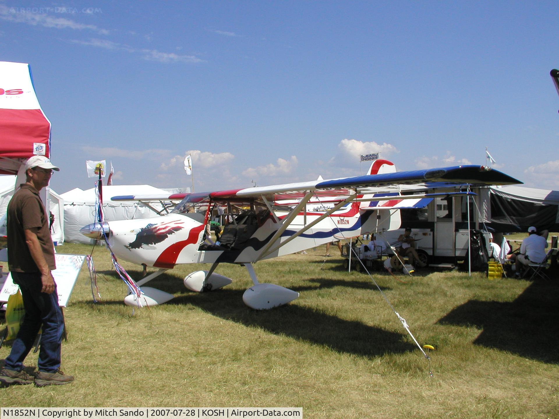 N1852N, 2004 Skystar Kitfox Series 7 C/N S60111-074, EAA AirVenture 2007.
