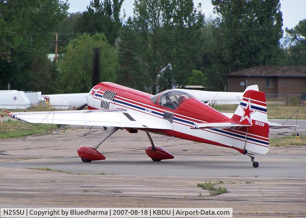 N25SU, 1991 Sukhoi SU-26MX C/N 5204, Taxi for takeoff