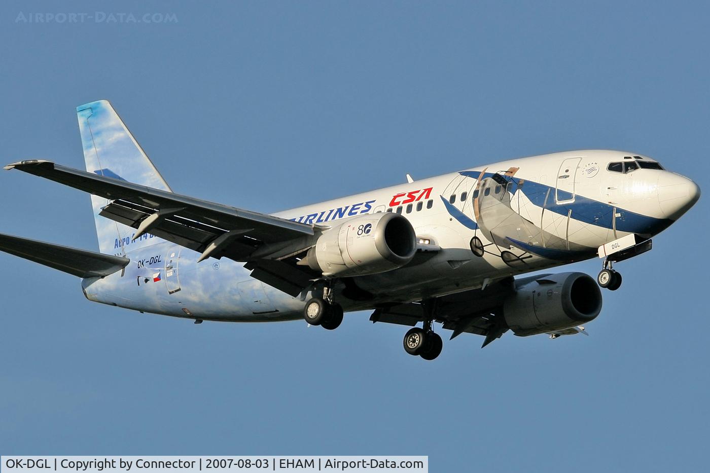 OK-DGL, 1998 Boeing 737-55S C/N 28472, Final corrections before touchdown on 18R.