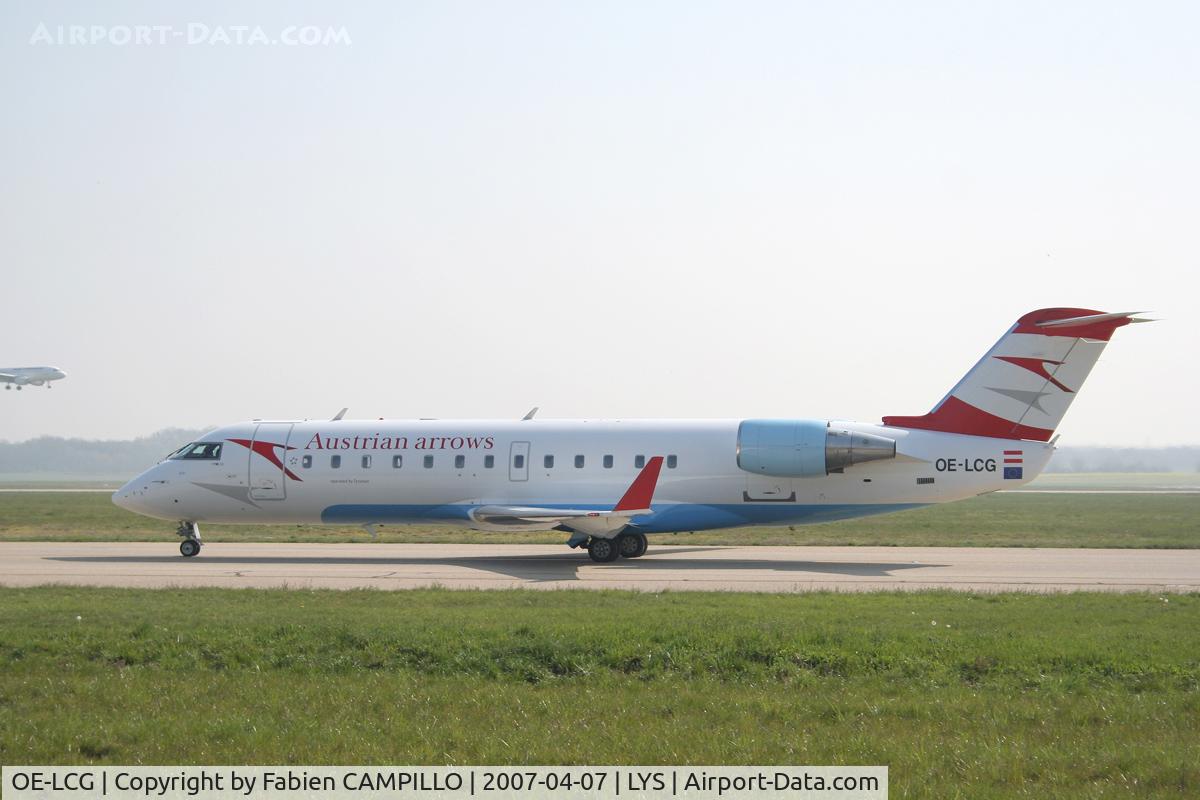 OE-LCG, 1996 Canadair CRJ-200LR (CL-600-2B19) C/N 7103, Austrian Arrows