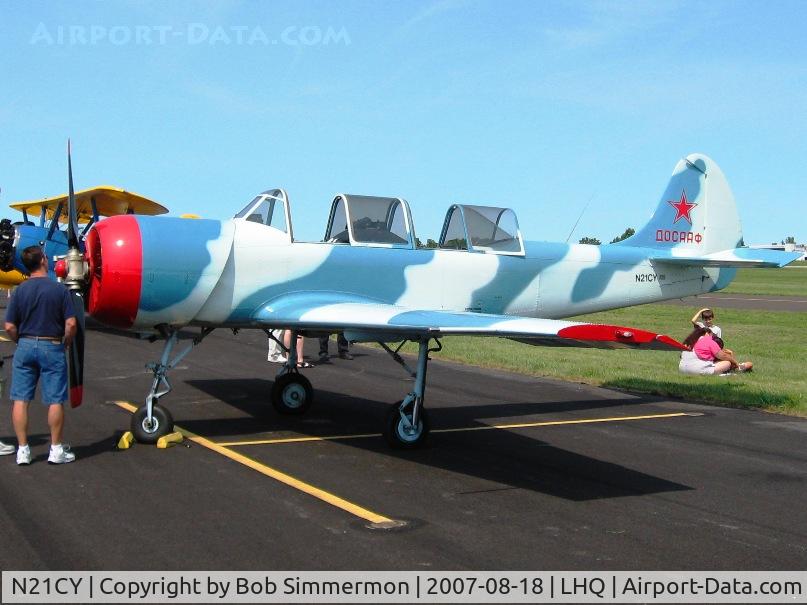 N21CY, 1982 Yakovlev Yak-52 C/N 822010, Wings of Victory Airshow - Lancaster, OH